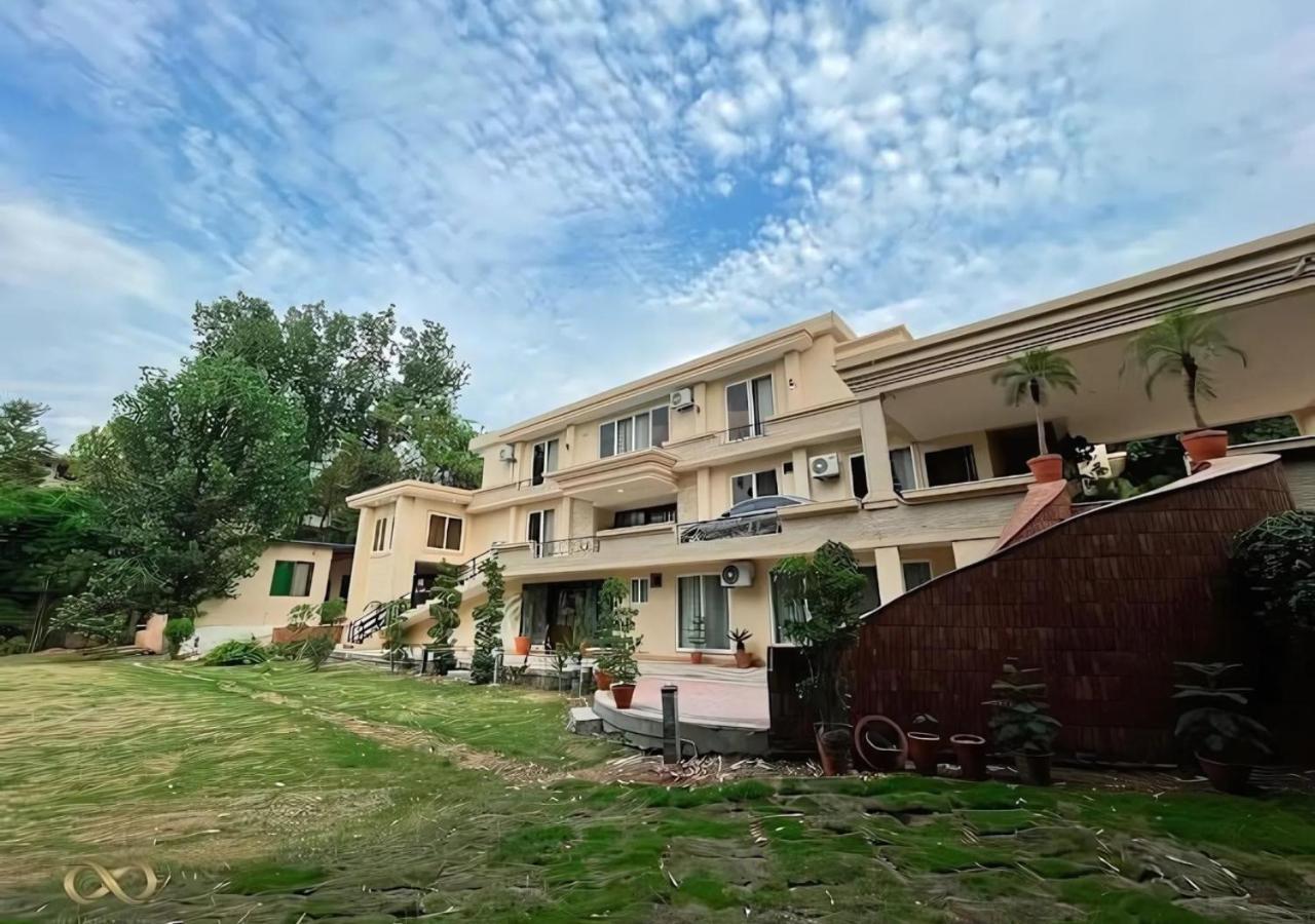 Infinity Villa F10 Islamabad Esterno foto